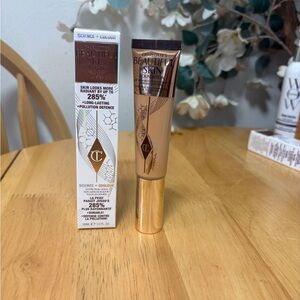 Charlotte Tilbury Beautiful Skin Foundation-6Neutral 1.0fl oz BNIB Authentic NEW
